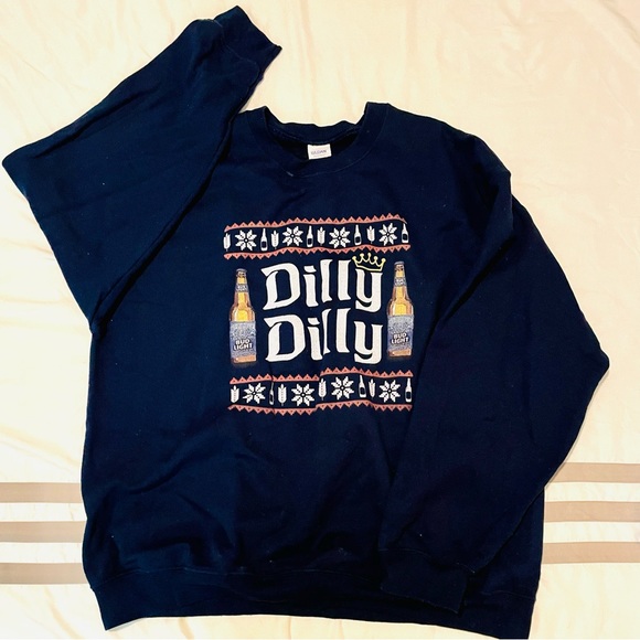 GILDAN “Dilly Dilly” Bud Light Sweatshirt - Picture 5 of 8